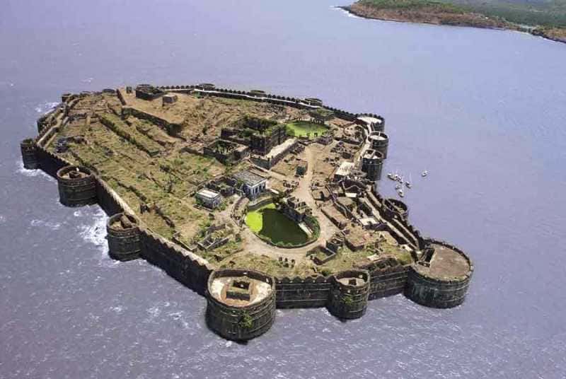 Visit Murud-Janjira Fort