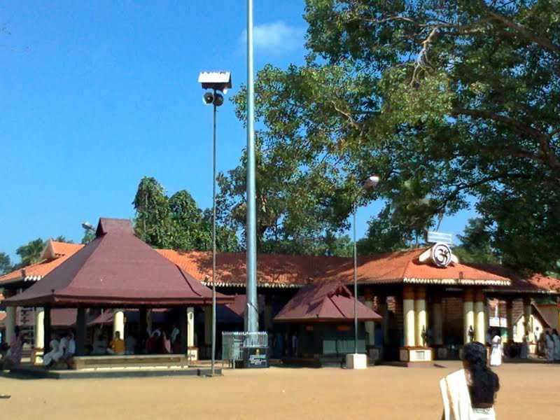 Visit Chettikulangara Devi Temple