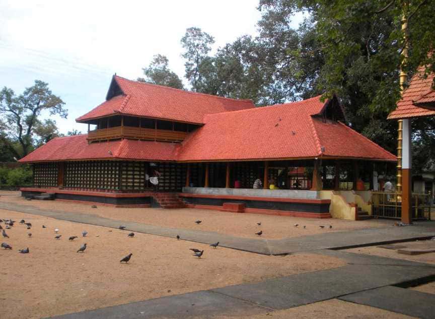 Visit Mullakkal Rajarajeswari Temple