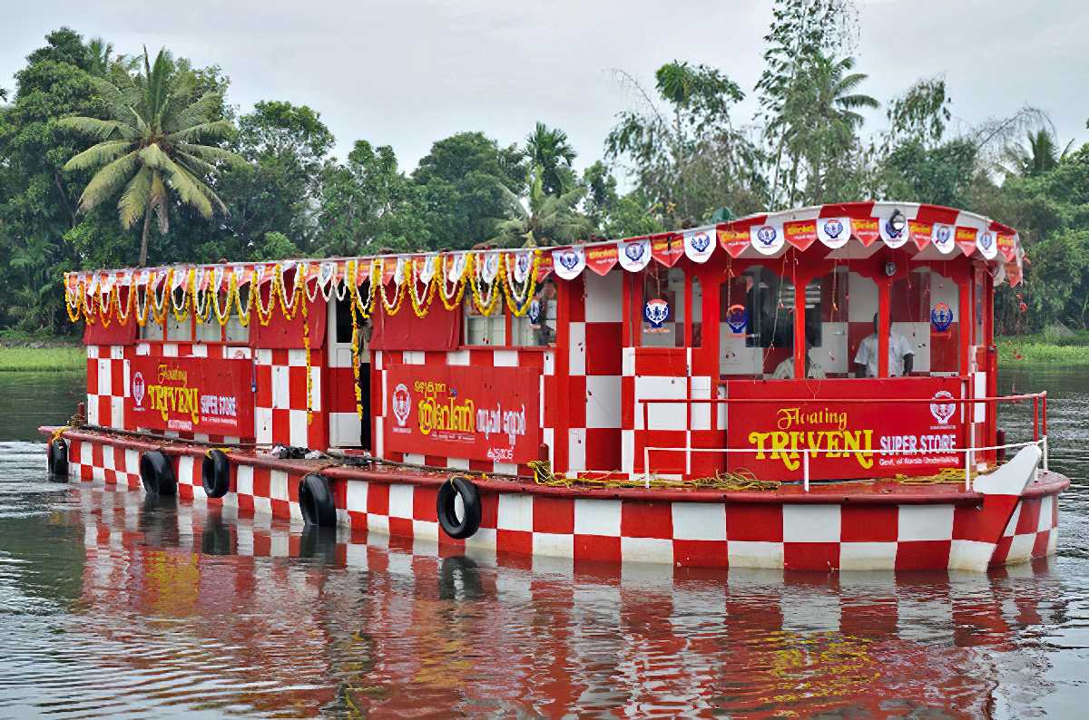 Visit Triveni Floating Market