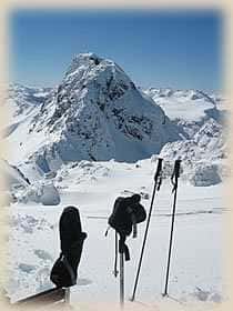 Visit Skiing and Trekking in Mundali
