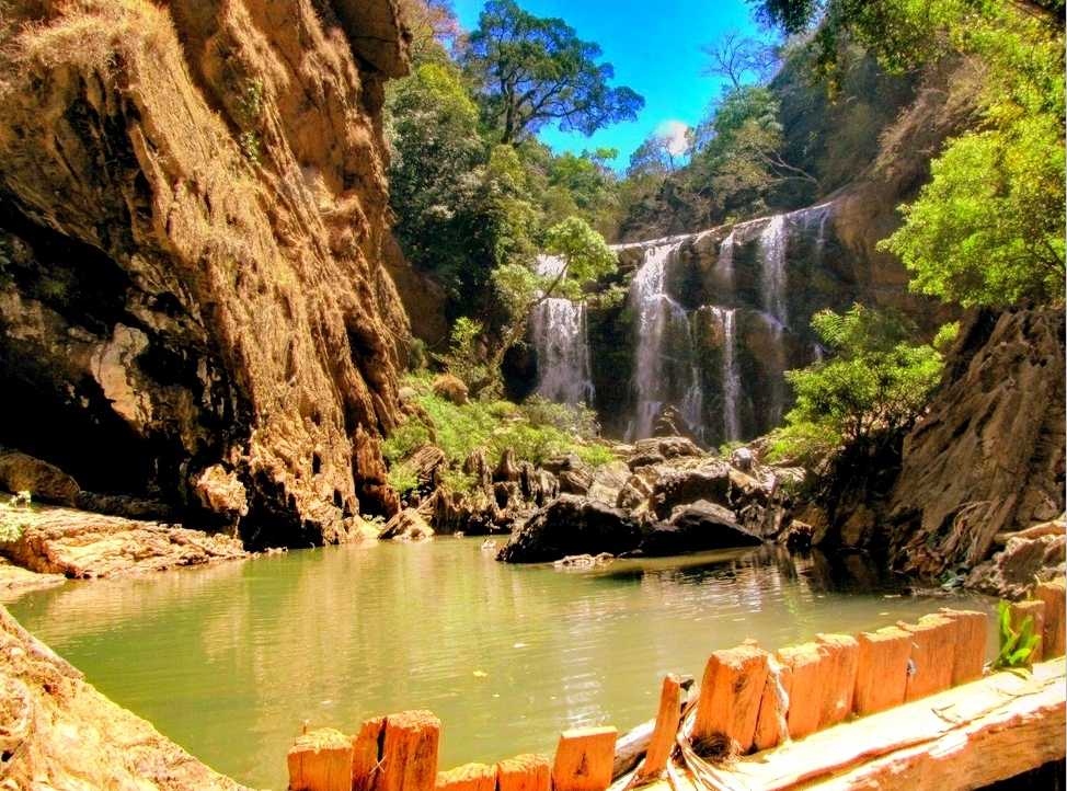 Visit Sathodi Falls