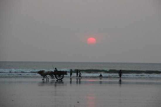 Visit Ladghar Beach