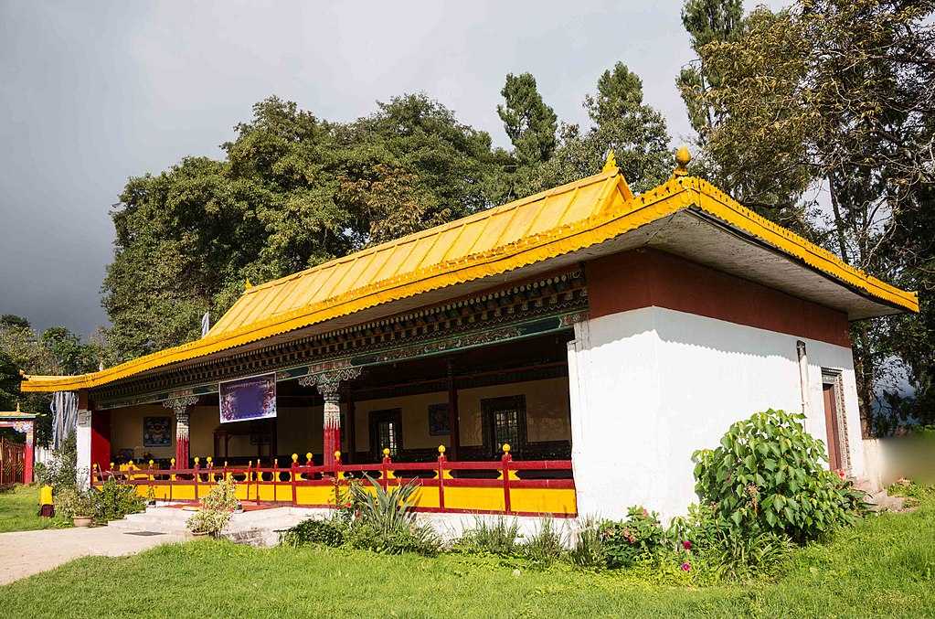 Visit Tsuk La Khang Monastery