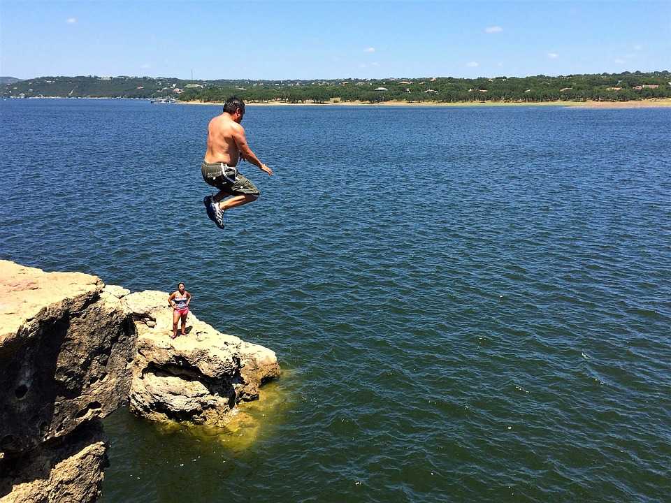 Visit Cliff Jumping