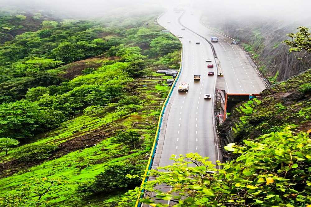 Visit Amrutanjan Point, Lonavala