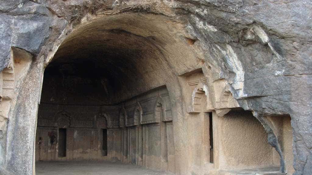 Visit Bedsa caves