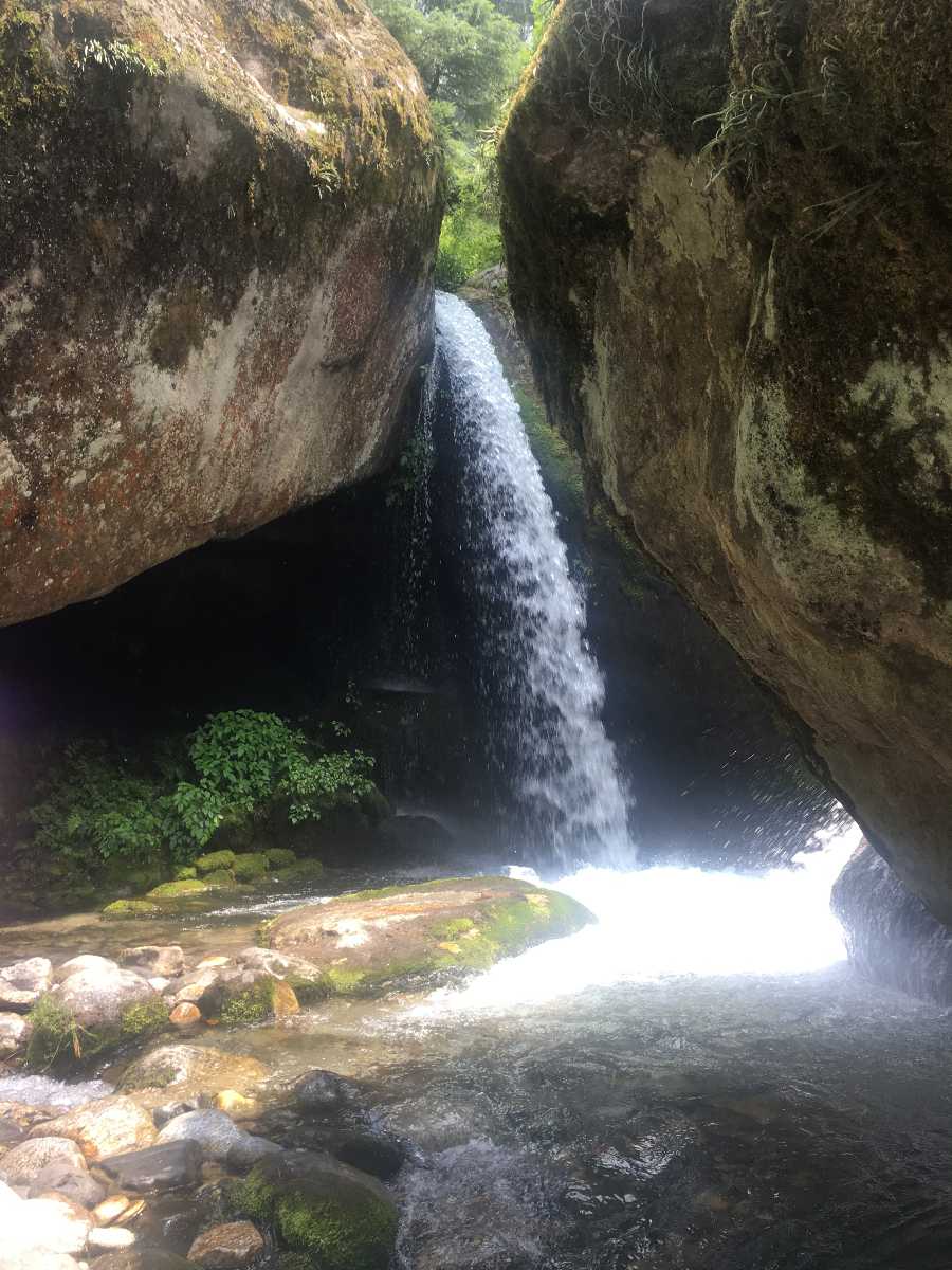 Visit Knoi Waterfalls