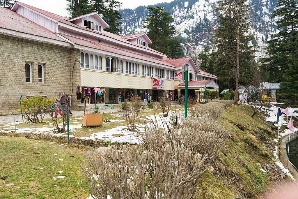 Visit Manali Club House