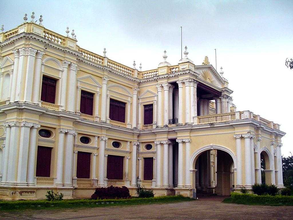 Visit Folklore Museum