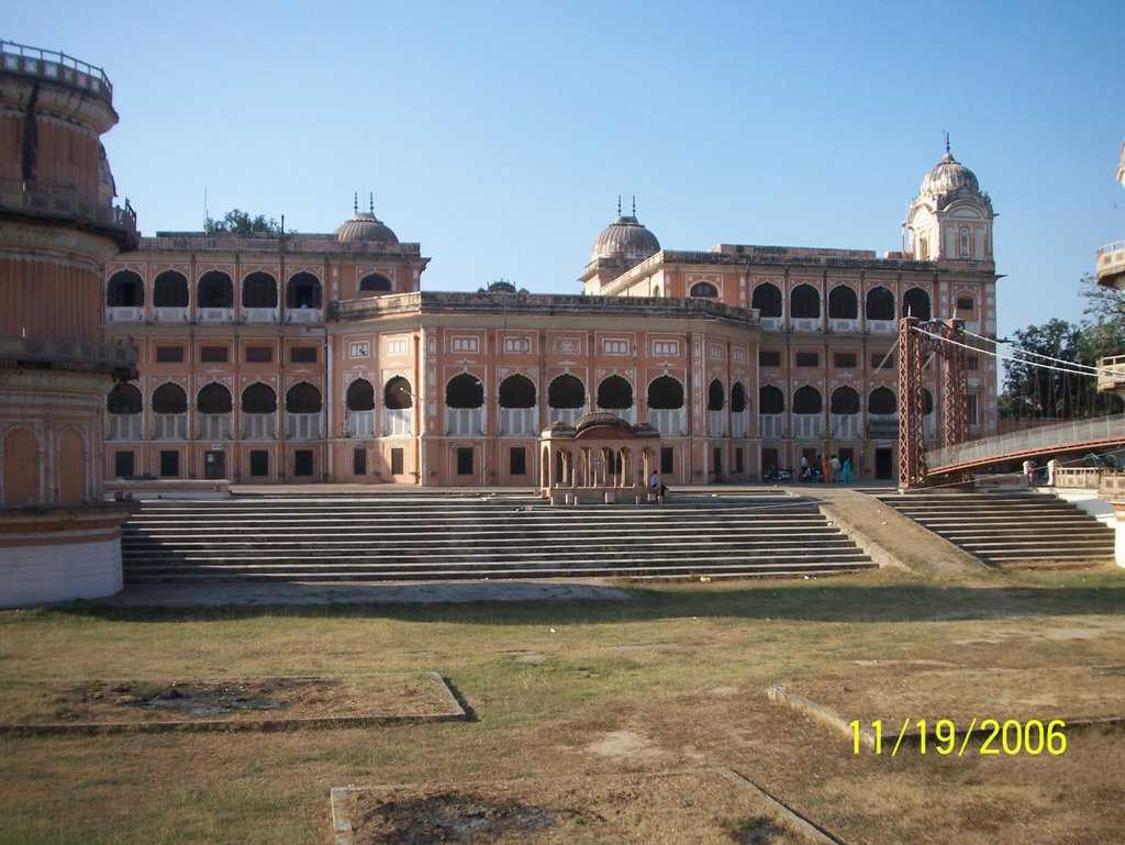 Visit Sheesh Mahal, Patiala