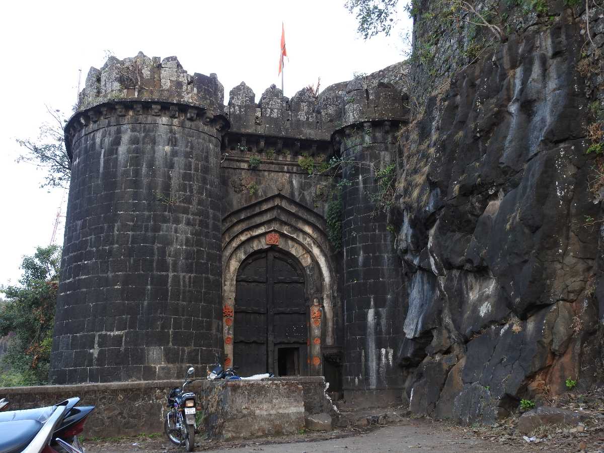 Visit Ajinkyatara Fort