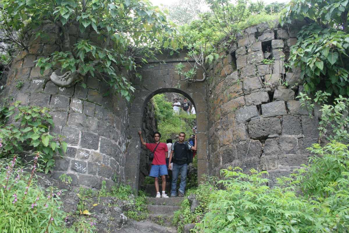 Visit Kalyangad Fort