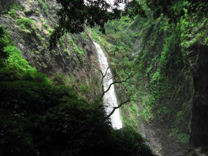Visit Barkana Falls