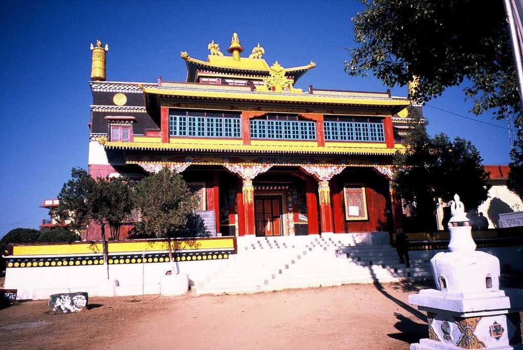 Visit Menri Monastery