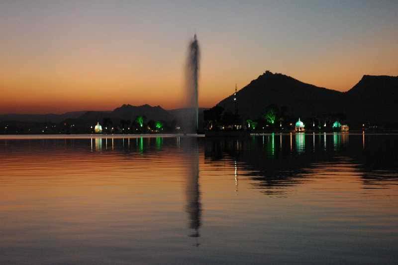 Visit Fateh Sagar Lake