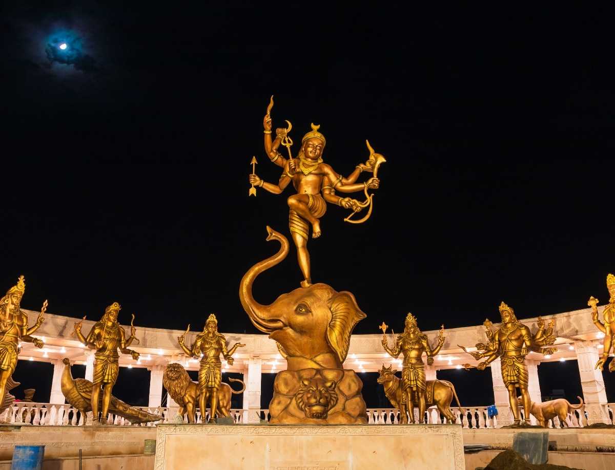 Visit Mahakal Lok