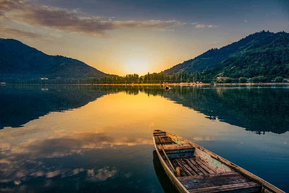 Visit Srinagar - Top destination for travel and adventure