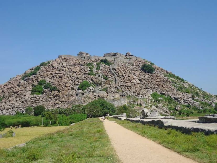 Attraction in Thiruvannamalai - SyncTrip